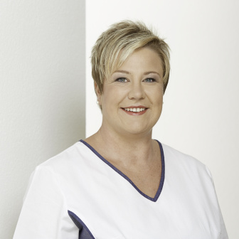 Dr. Ertel - Zahnarztin für Igensdorf und Gräfenberg - Carmen Neuner